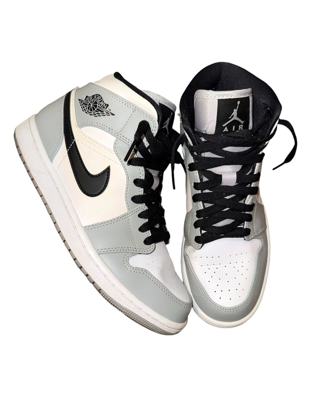 Jordan 1 Mid in Light Smoke Grey
